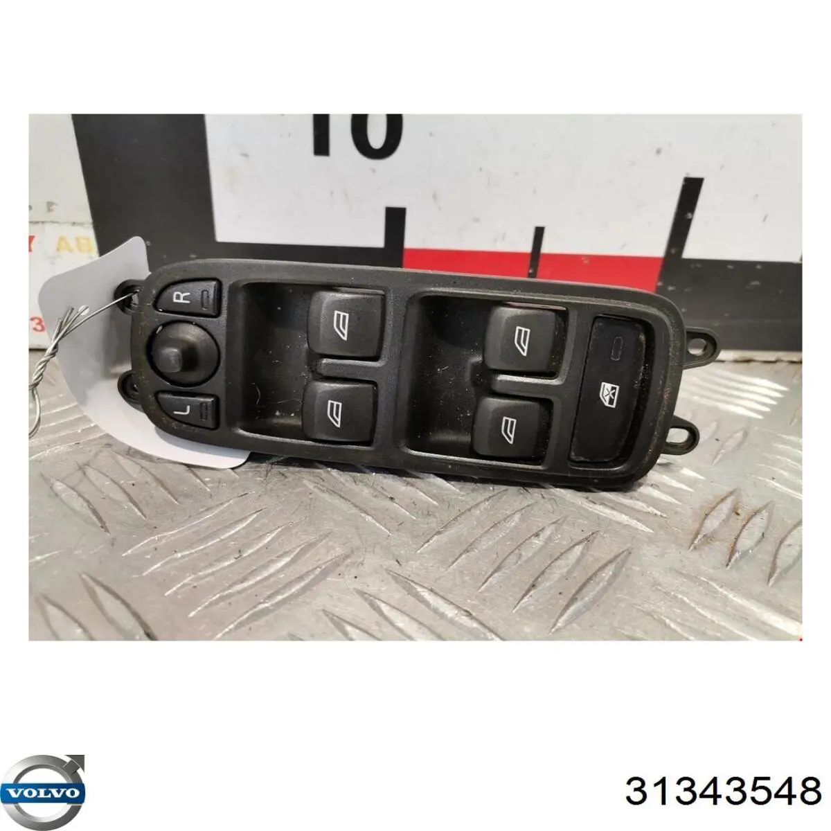 Купити 31343548 Volvo Кнопковий блок керування склопідіймачами передній лівий