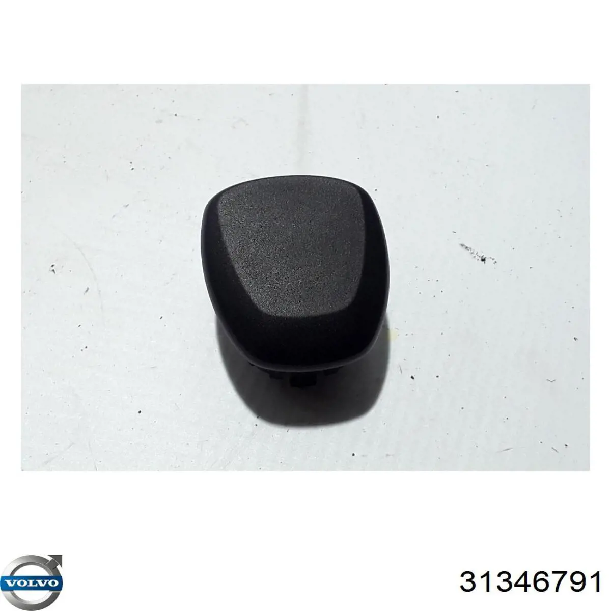 32130682 Volvo 