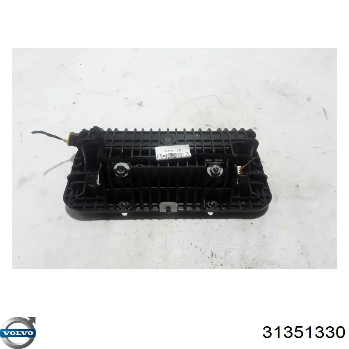 Купити 31351330 Volvo 