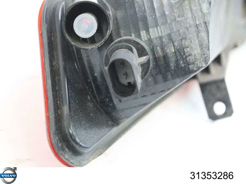 Протівотуманнка задня, права Volvo 31353286 ціна, від 36.57 USD