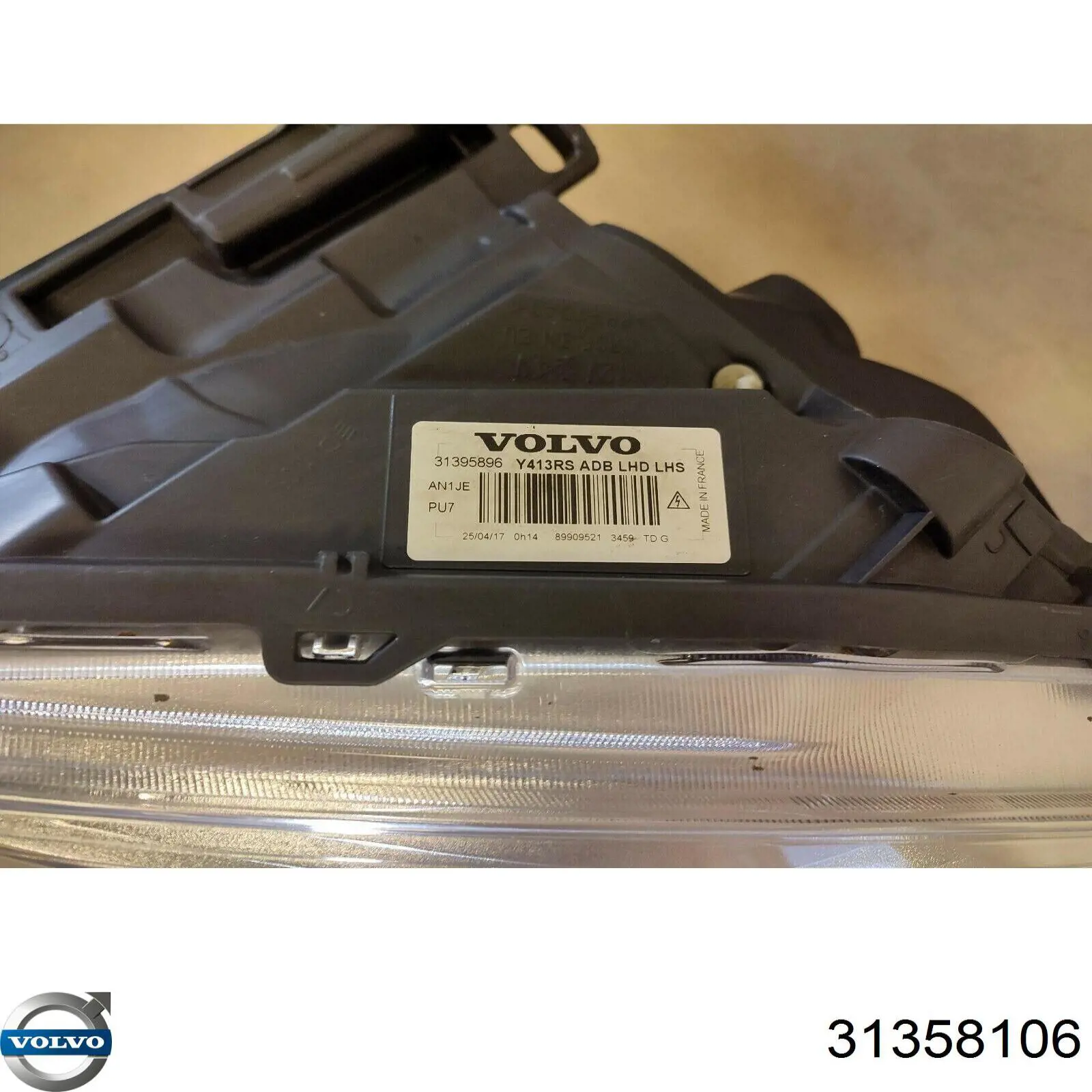 Фара передня права Volvo 31698809 ціна, від 731.98 USD