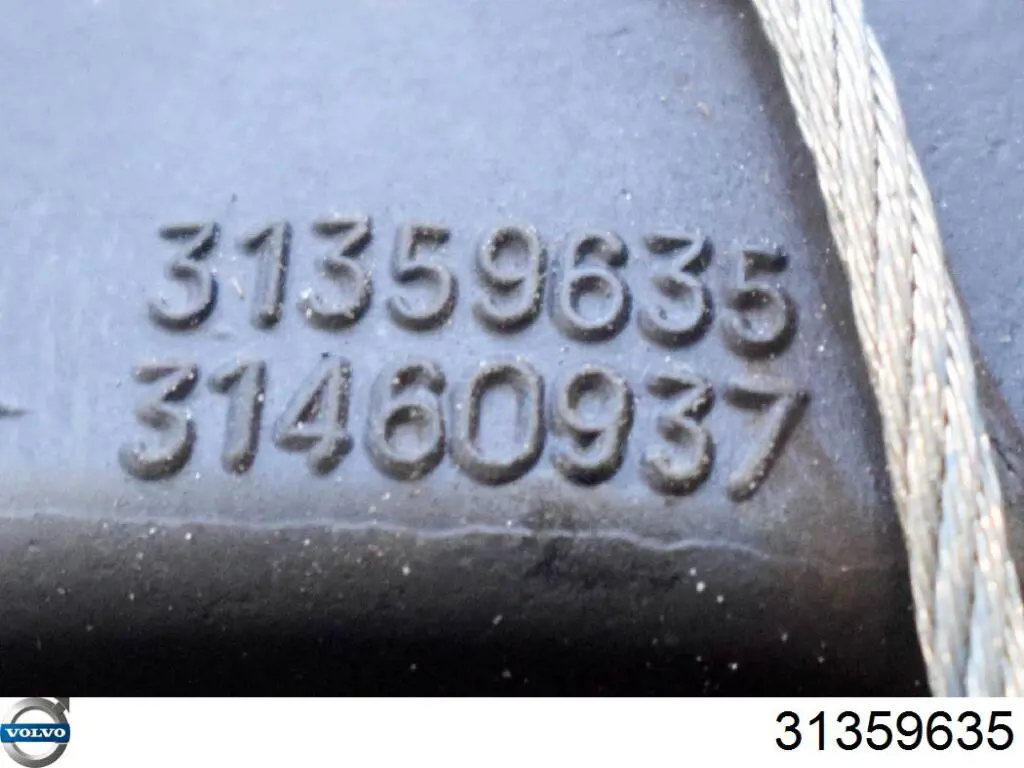 Подушка (опора) двигуна, права передня Volvo 31359635