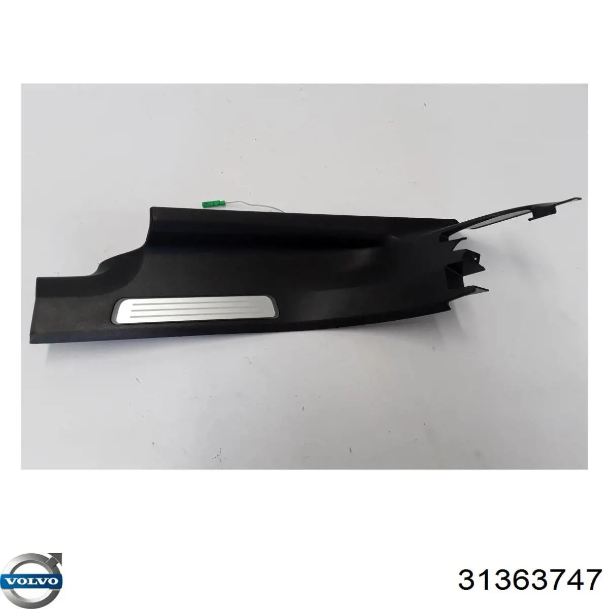 Купити 31363747 Volvo Накладка дверного порогу внутрішня, задня ліва