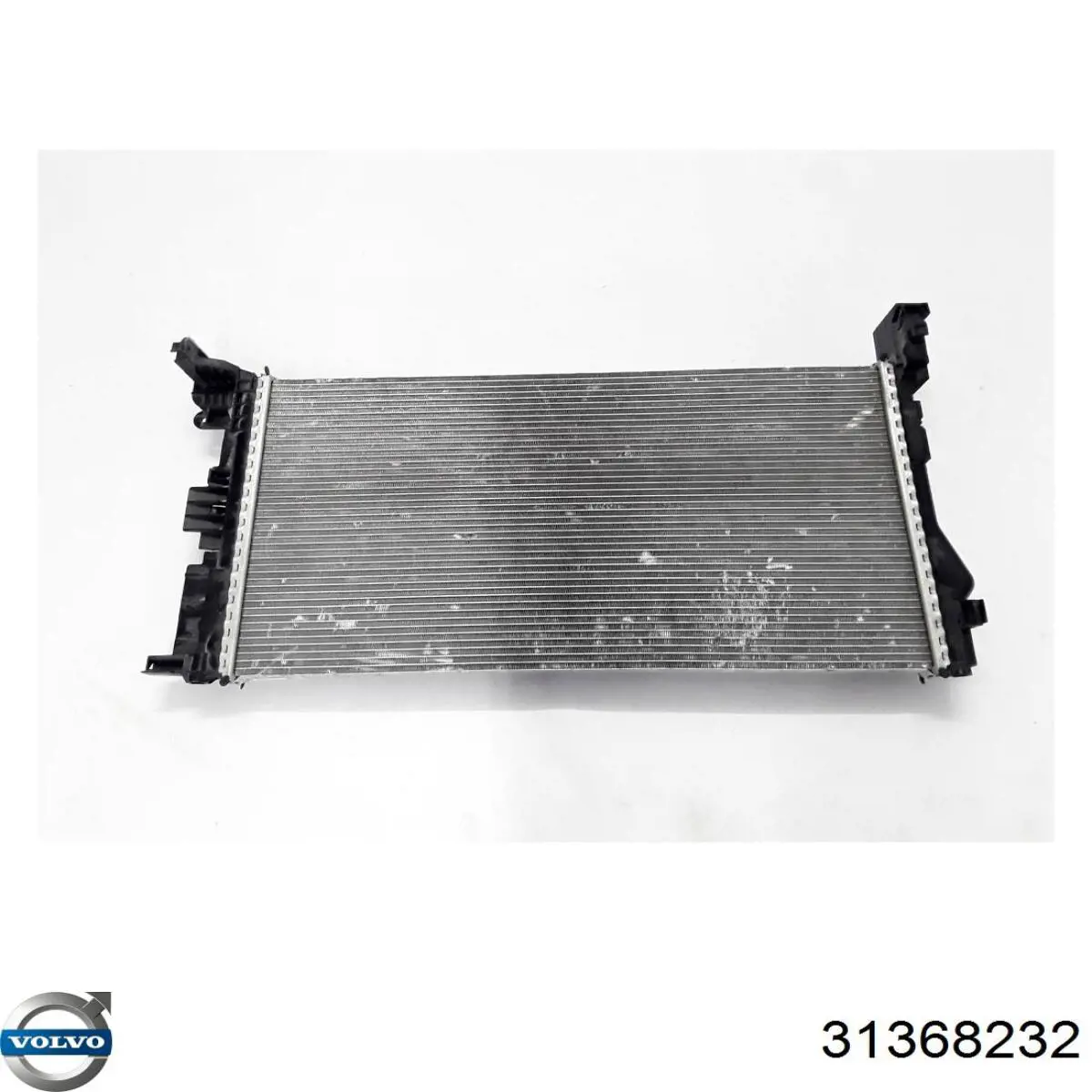 31368232 Volvo Радіатор охолодження двигуна
