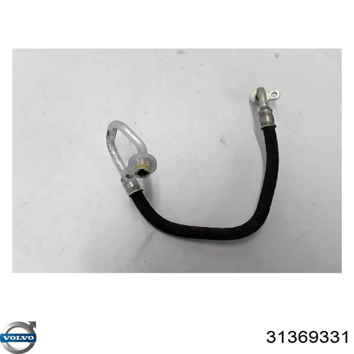 Шланг кондиціонера, від заднього випарювача до компресора 31369331 Volvo
