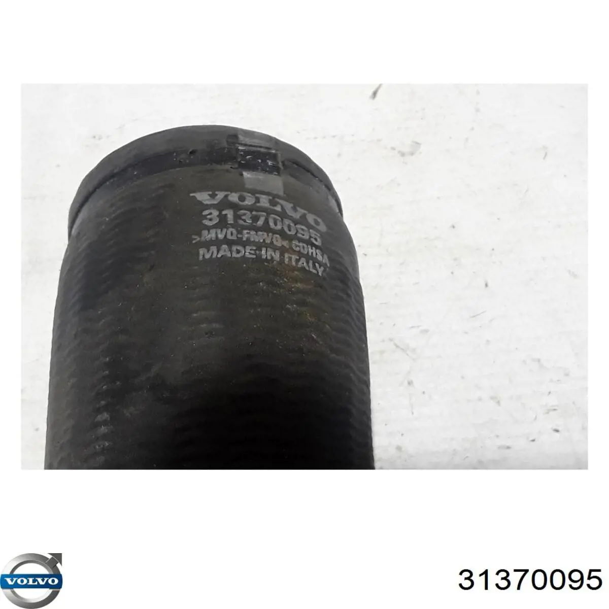 Купити 31370095 Volvo Шланг/патрубок интеркуллера