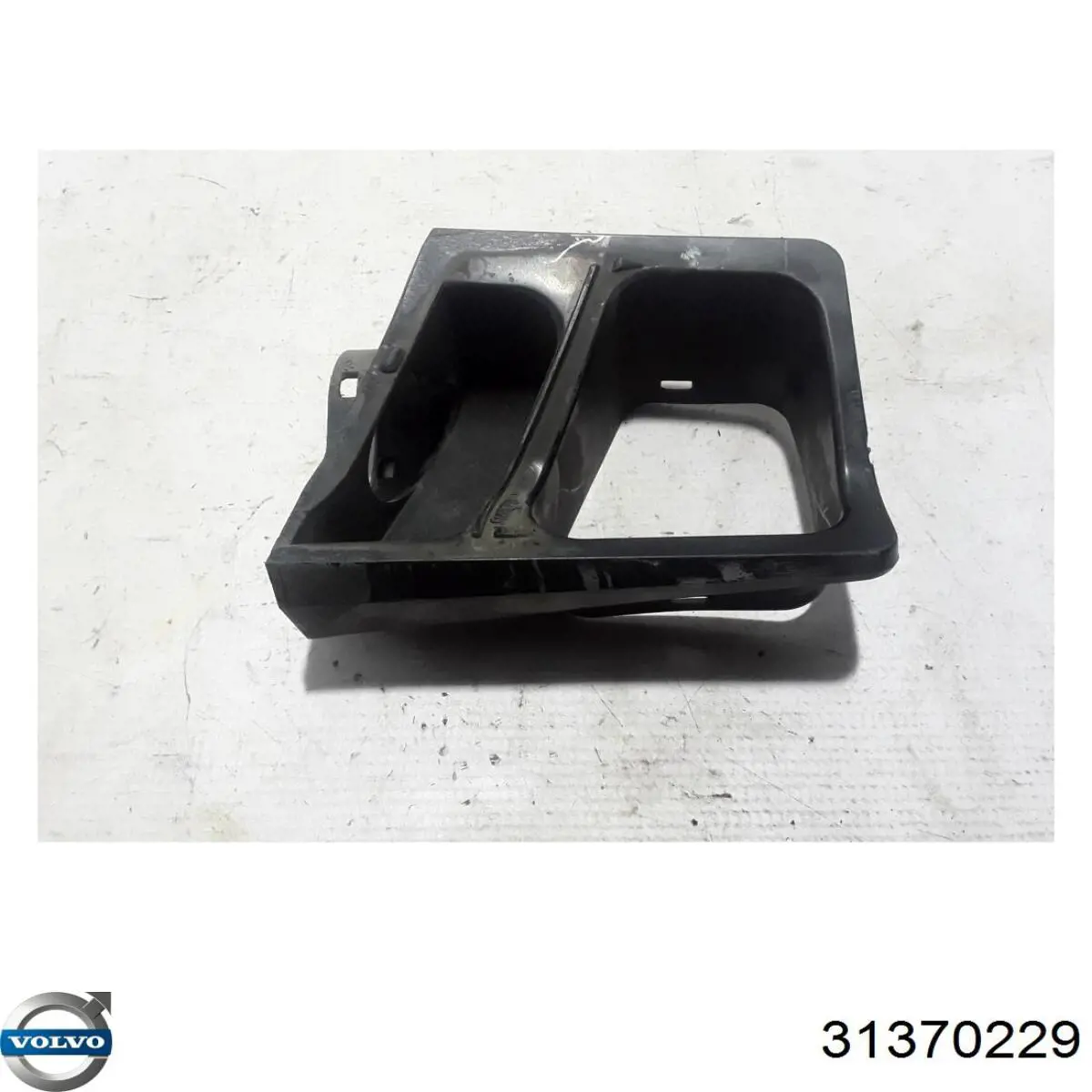 31370229 Volvo 