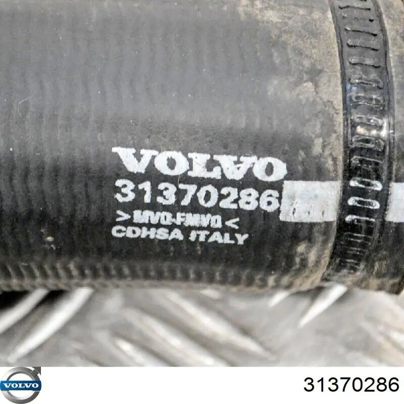 31370286 Volvo Трубка, що нагнітається