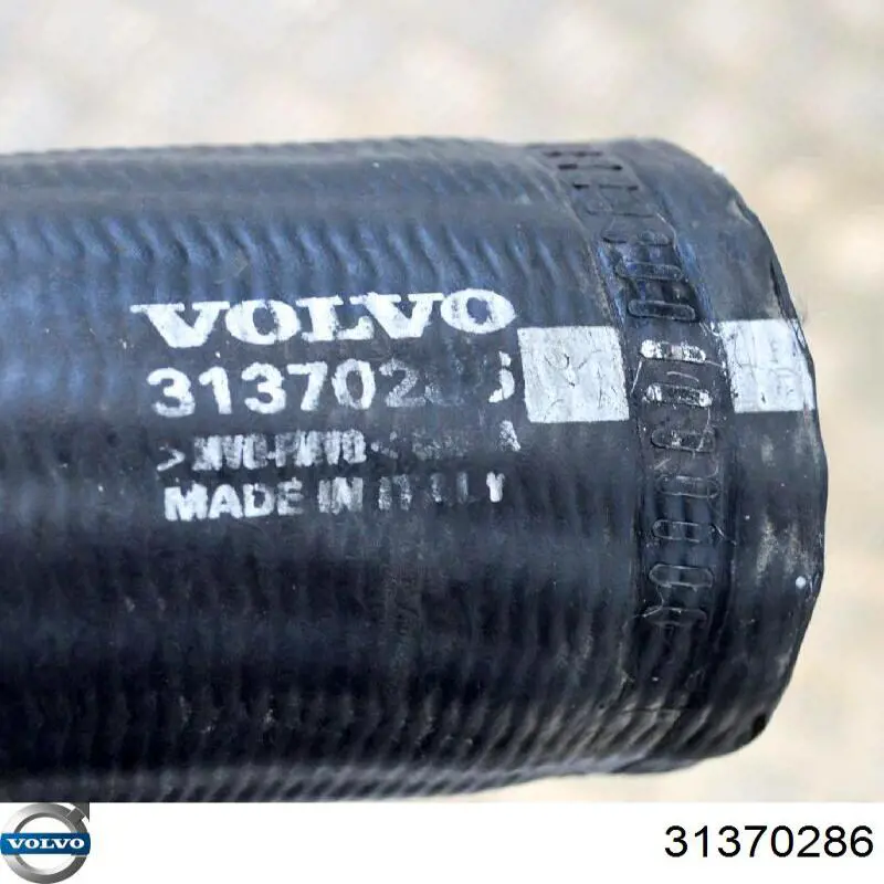 Купити 31370286 Volvo Шланг/патрубок интеркуллера