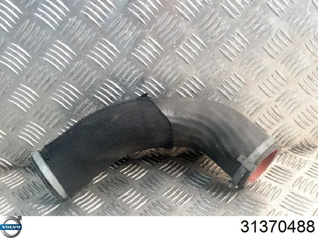 Шланг/патрубок интеркуллера Gates 091237 ціна, від 28.56 USD