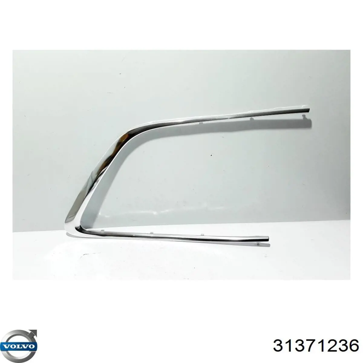 31371236 Volvo Накладка заднього скла, права
