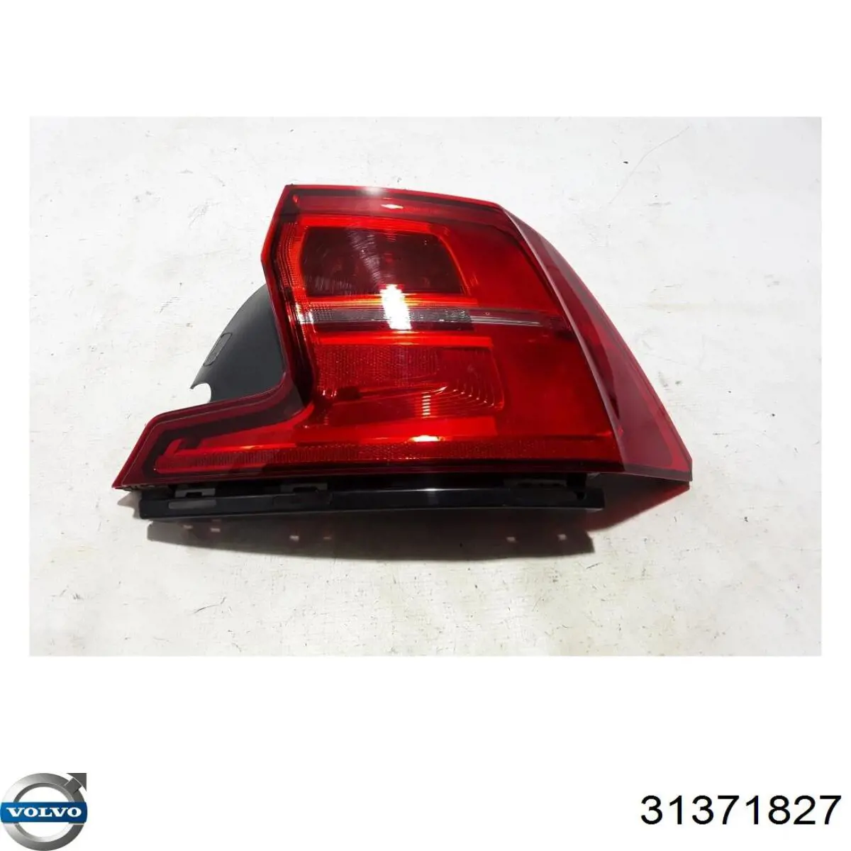 31371827 Volvo 
