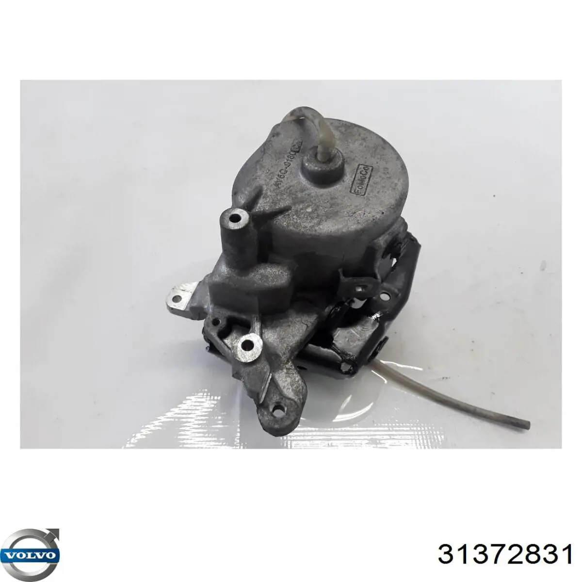 Кронштейн паливного фільтра Volvo 31372831 ціна, від 12.65 USD