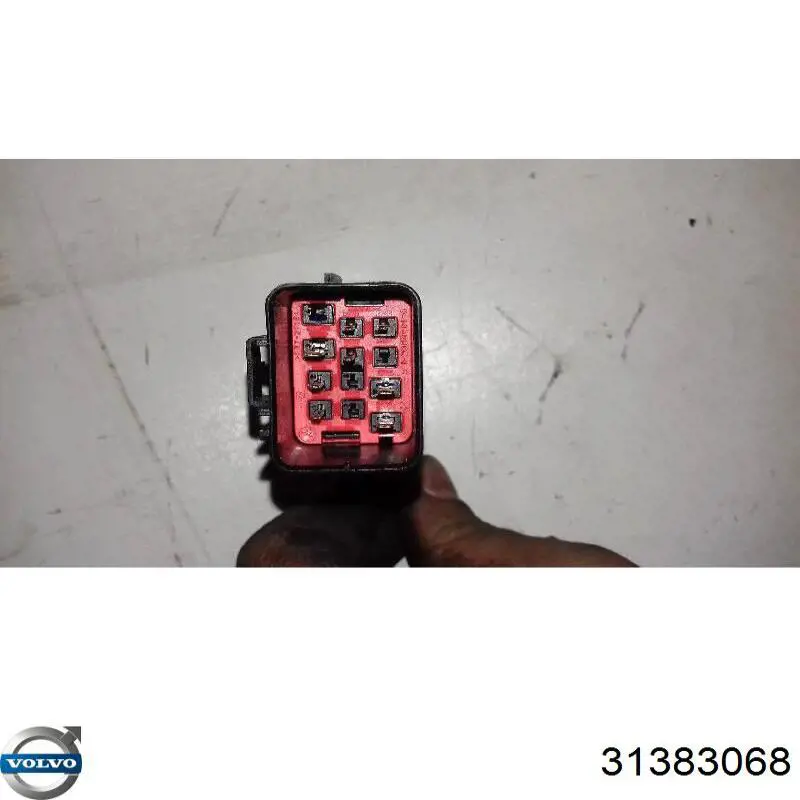 Купити 31299996 Volvo 