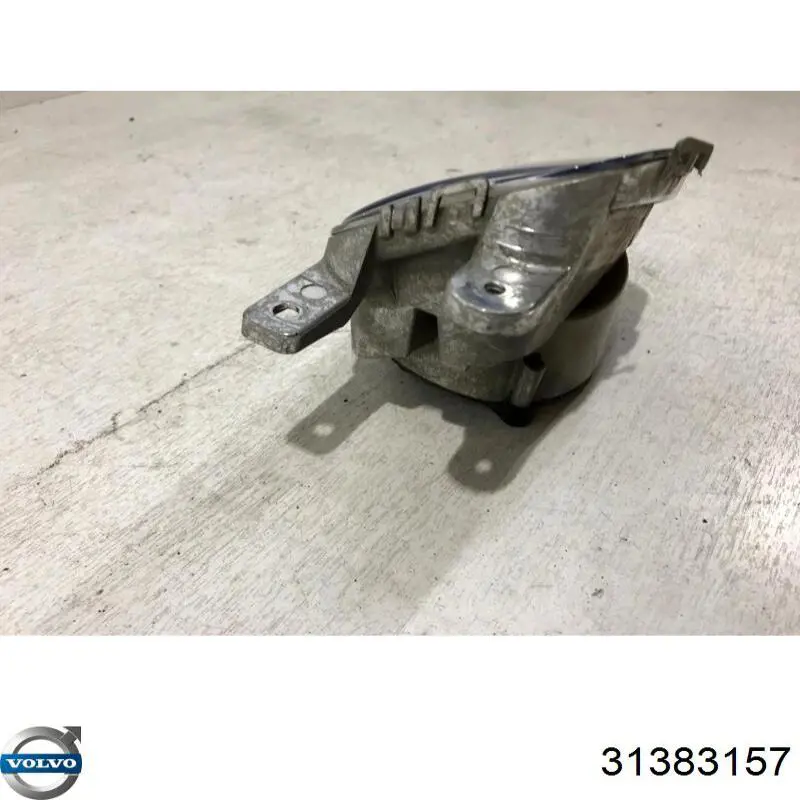 Фара протитуманна, права 31383157 Volvo