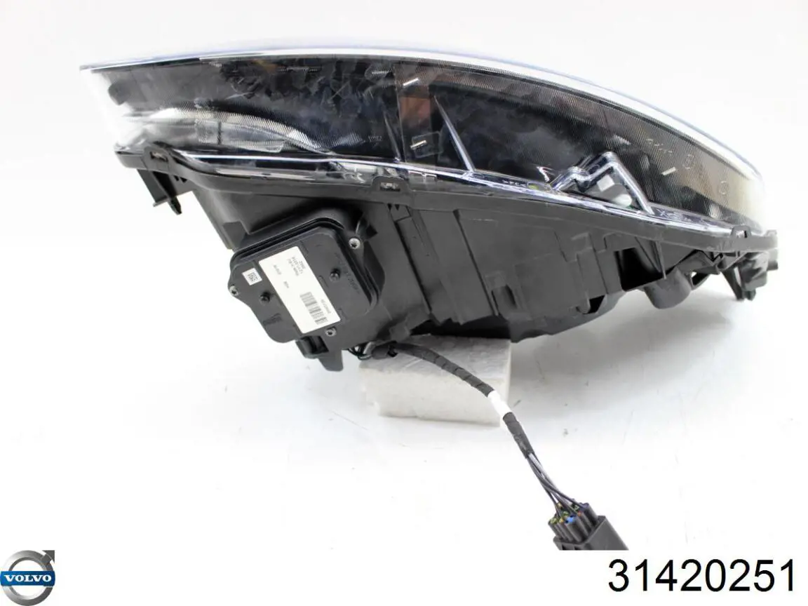 Купити 31698810 Volvo Основна фара в зборі ліва