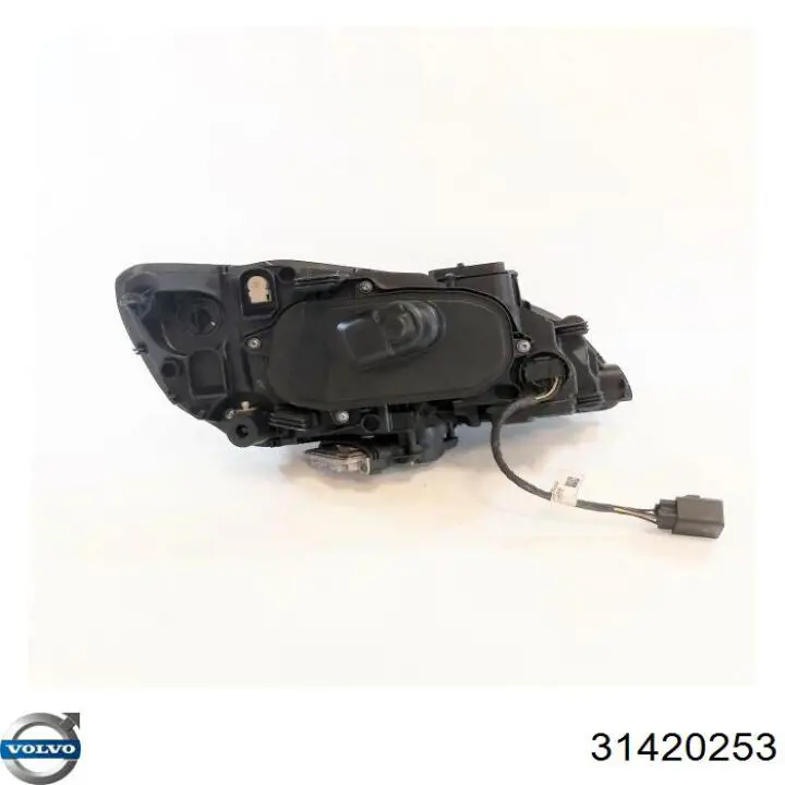 Купити 31353284 Volvo Основна фара в зборі ліва