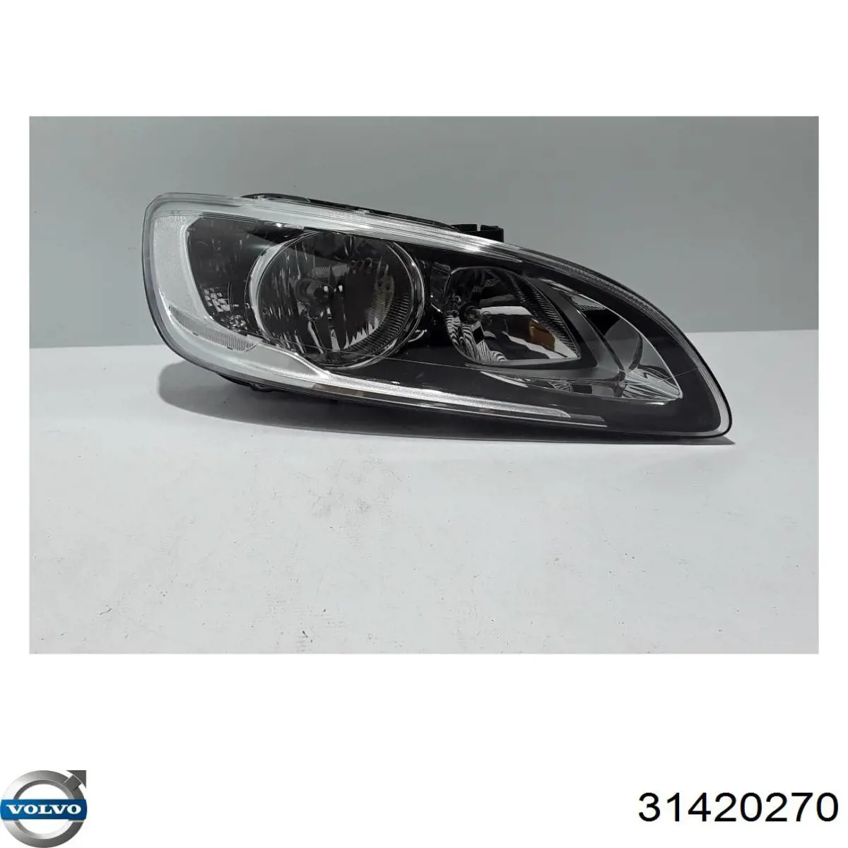 Купити 31420270 Volvo Права блок фара