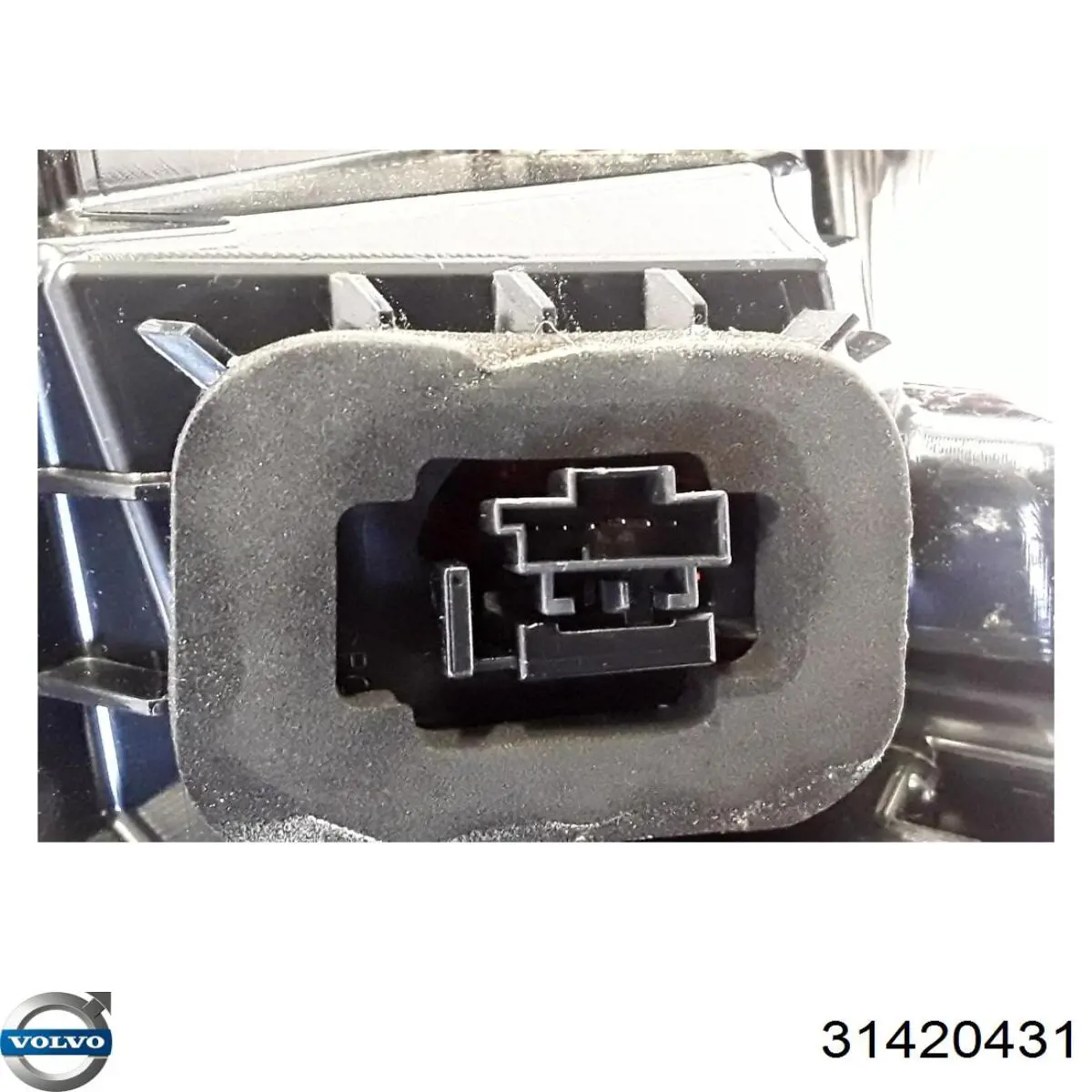 31420431 Volvo Задня ліва зовнішня фара