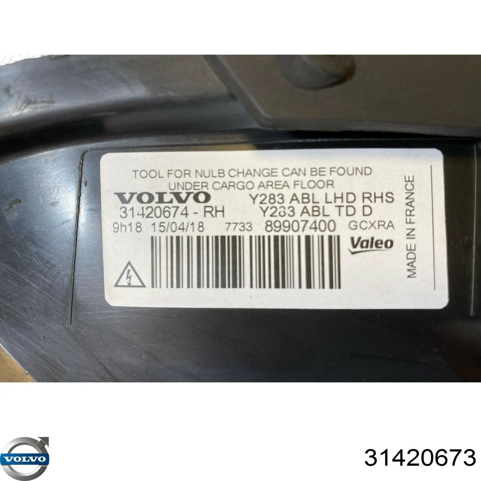 Фара ліва 30796245 Volvo