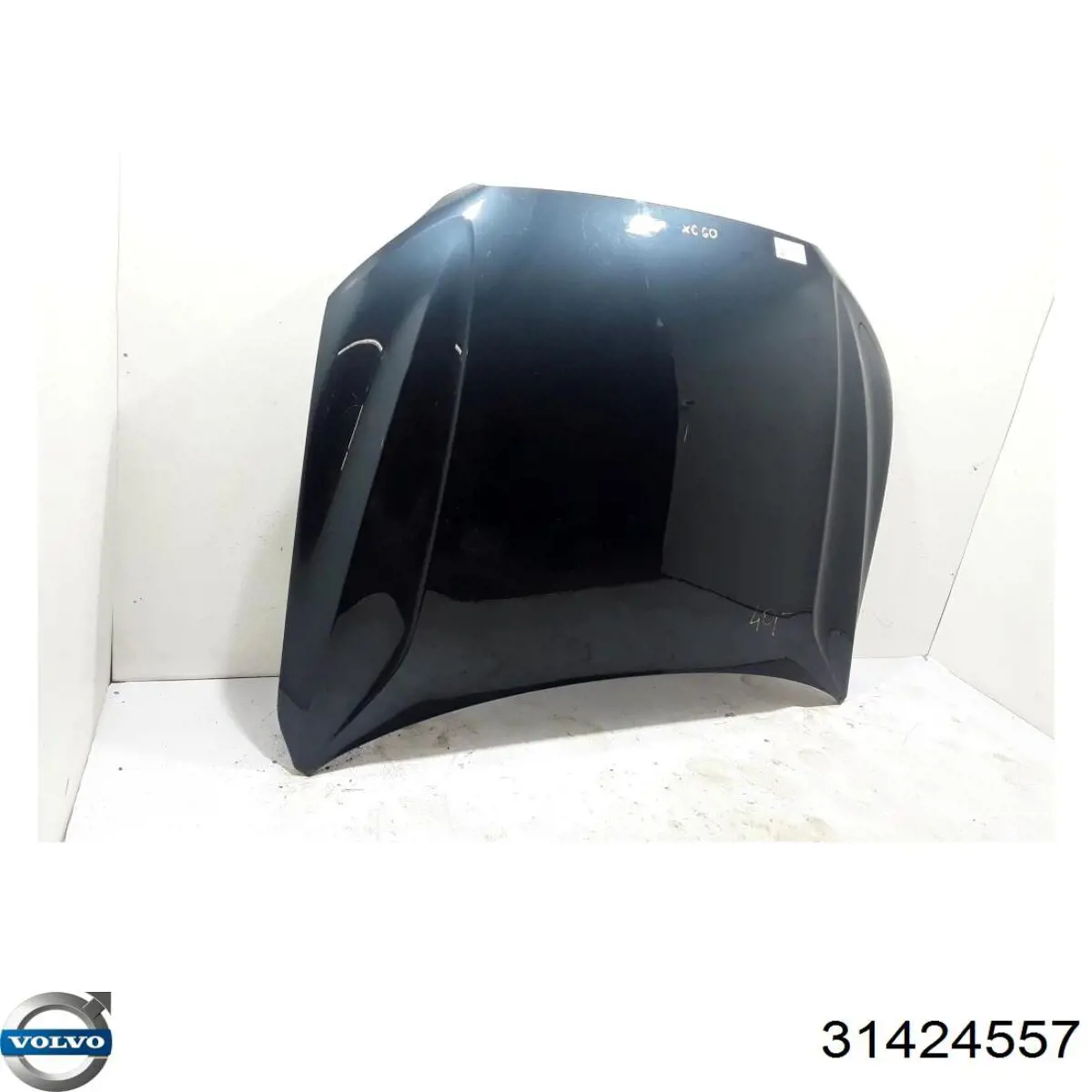 31424557 Volvo Капот