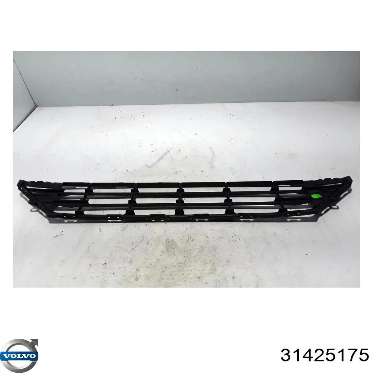 Купити 31425175 Volvo Решітка переднього бампера, центральна