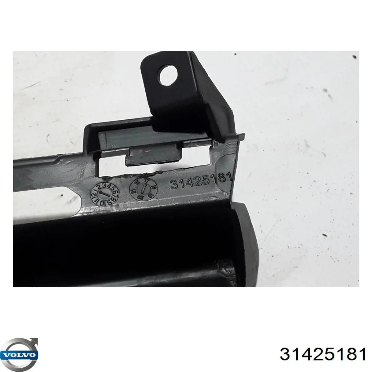 Ободок протитуманки Signeda PVV99004CL ціна, від 20.15 USD