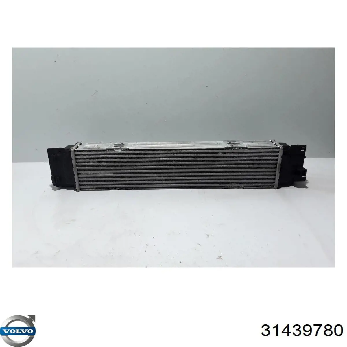 Купити DAV010TT Thermotec Радіатор интеркуллера