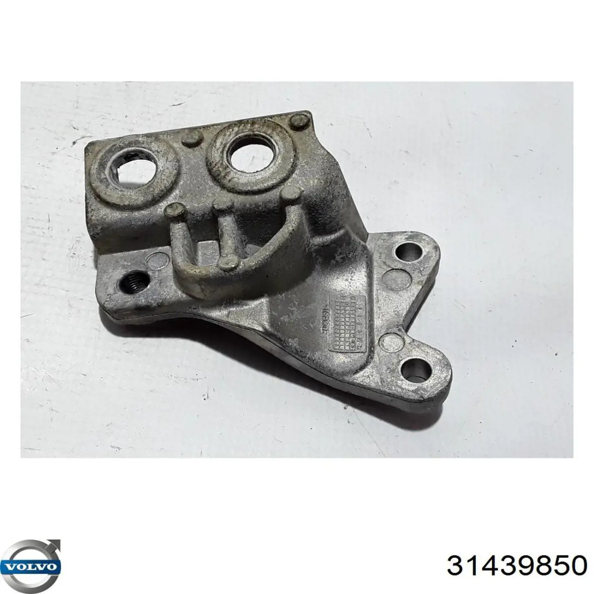 Купити 31439850 Volvo 