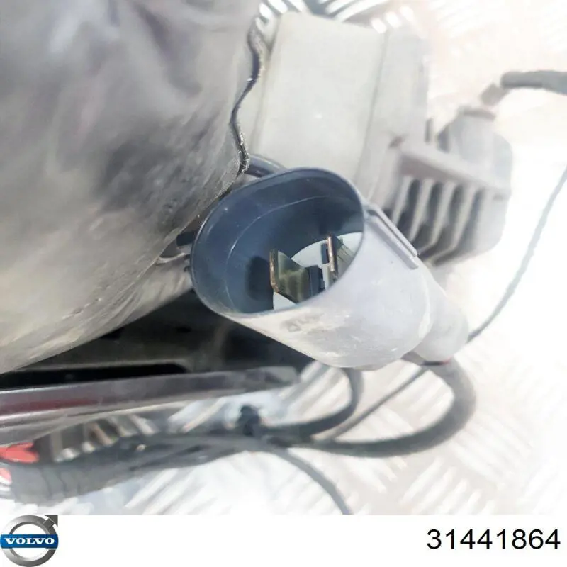 Купити 31441864 Volvo 