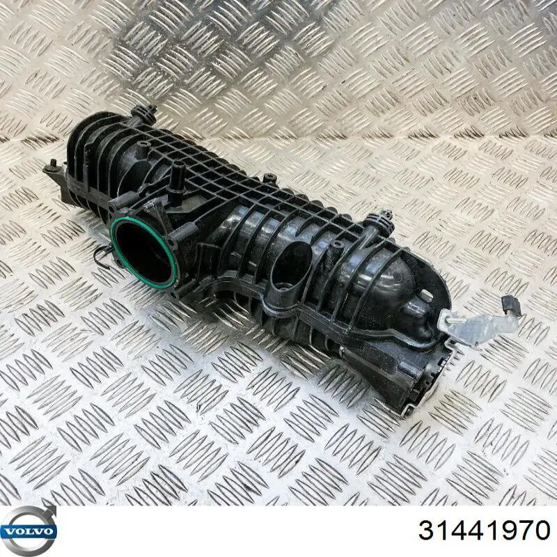 31465677 Volvo Колектор впускний