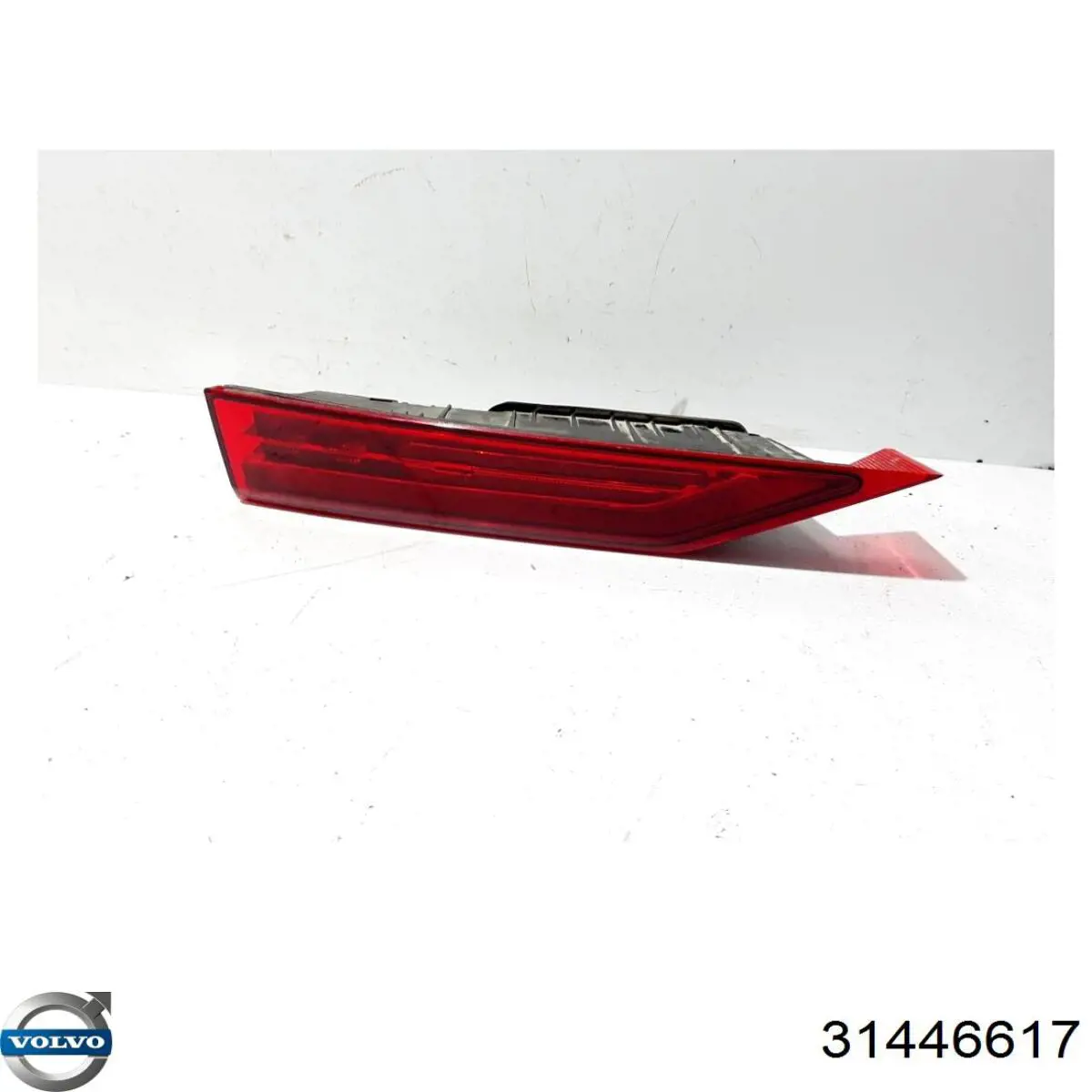 Стоп задній Volvo 31446617 ціна, від 114.02 USD