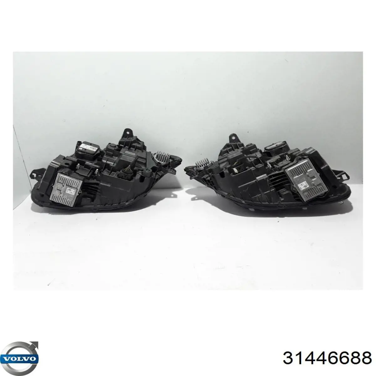 Купити 31446688 Volvo 