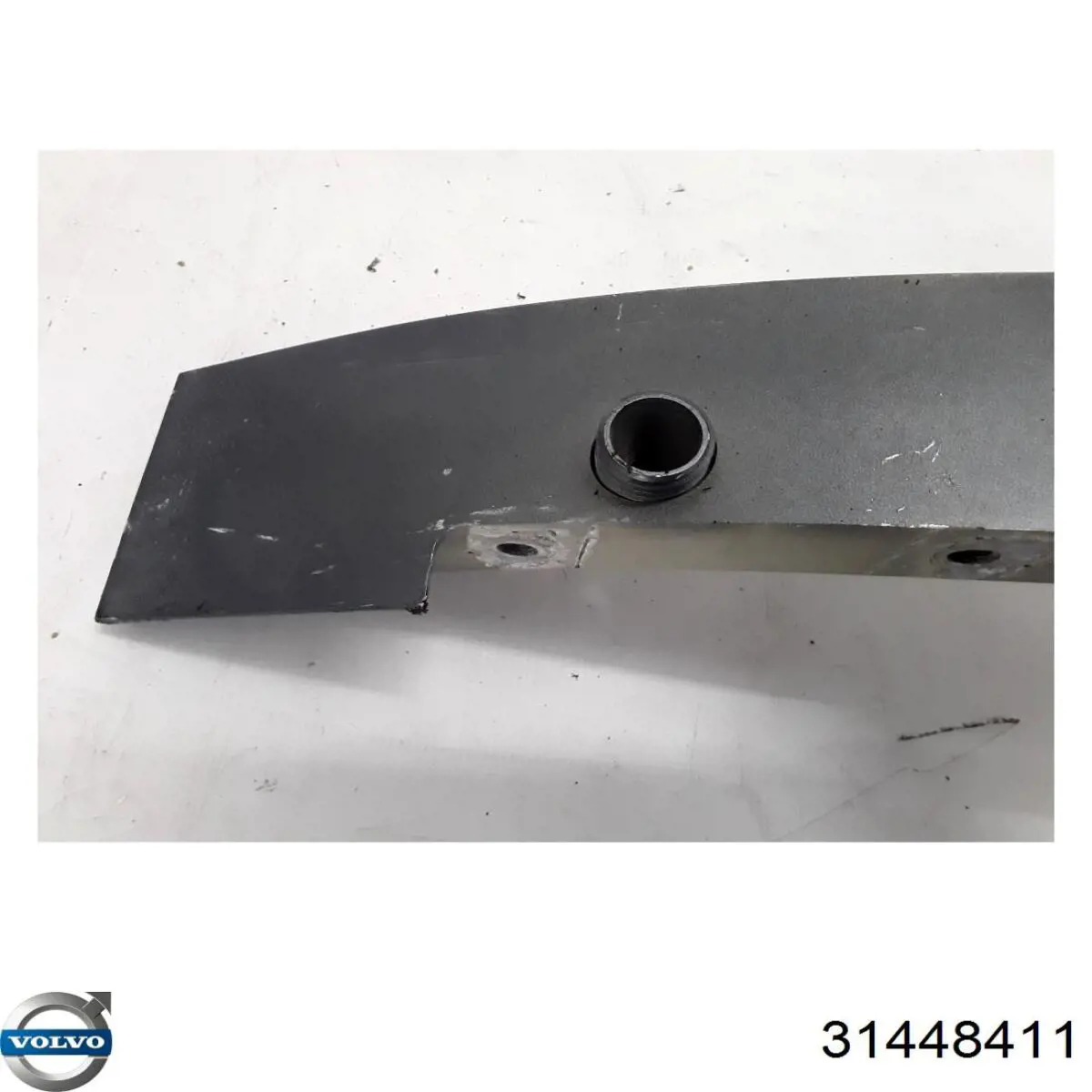 Підсилювач бампера переднього 31672231 Volvo