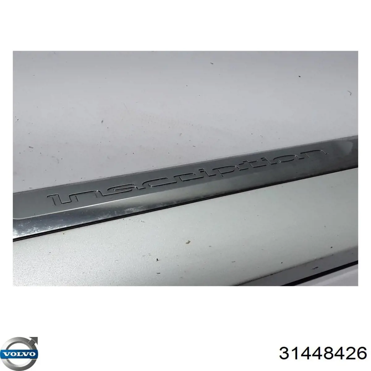 Накладка передньої правої двері Volvo 31448426 ціна, від 55.74 USD