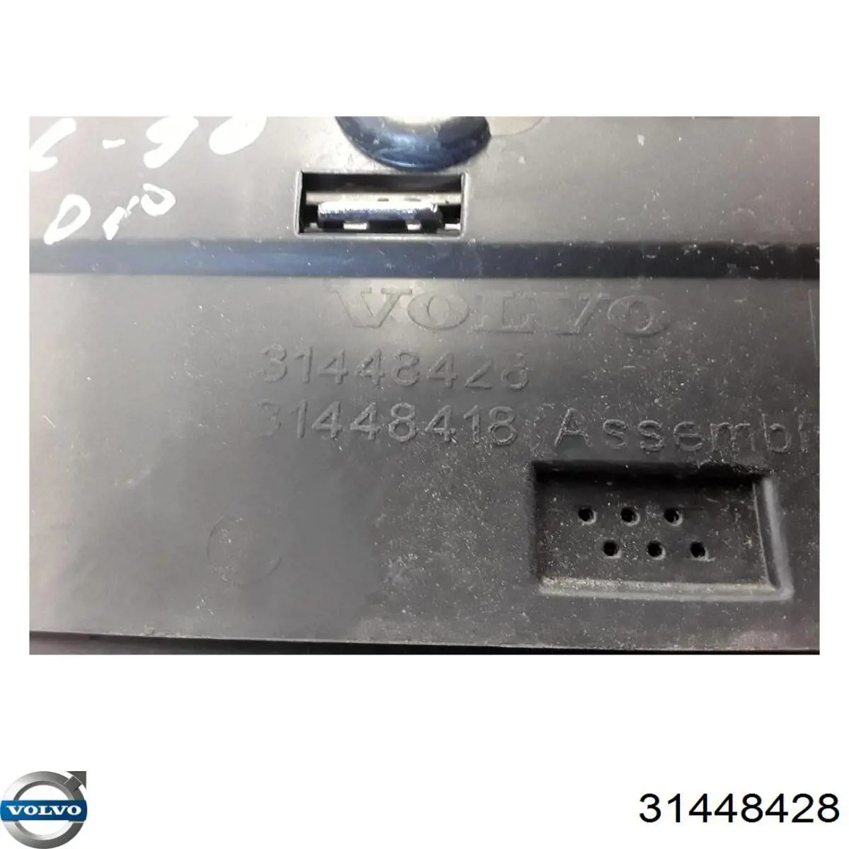31448428 Volvo 
