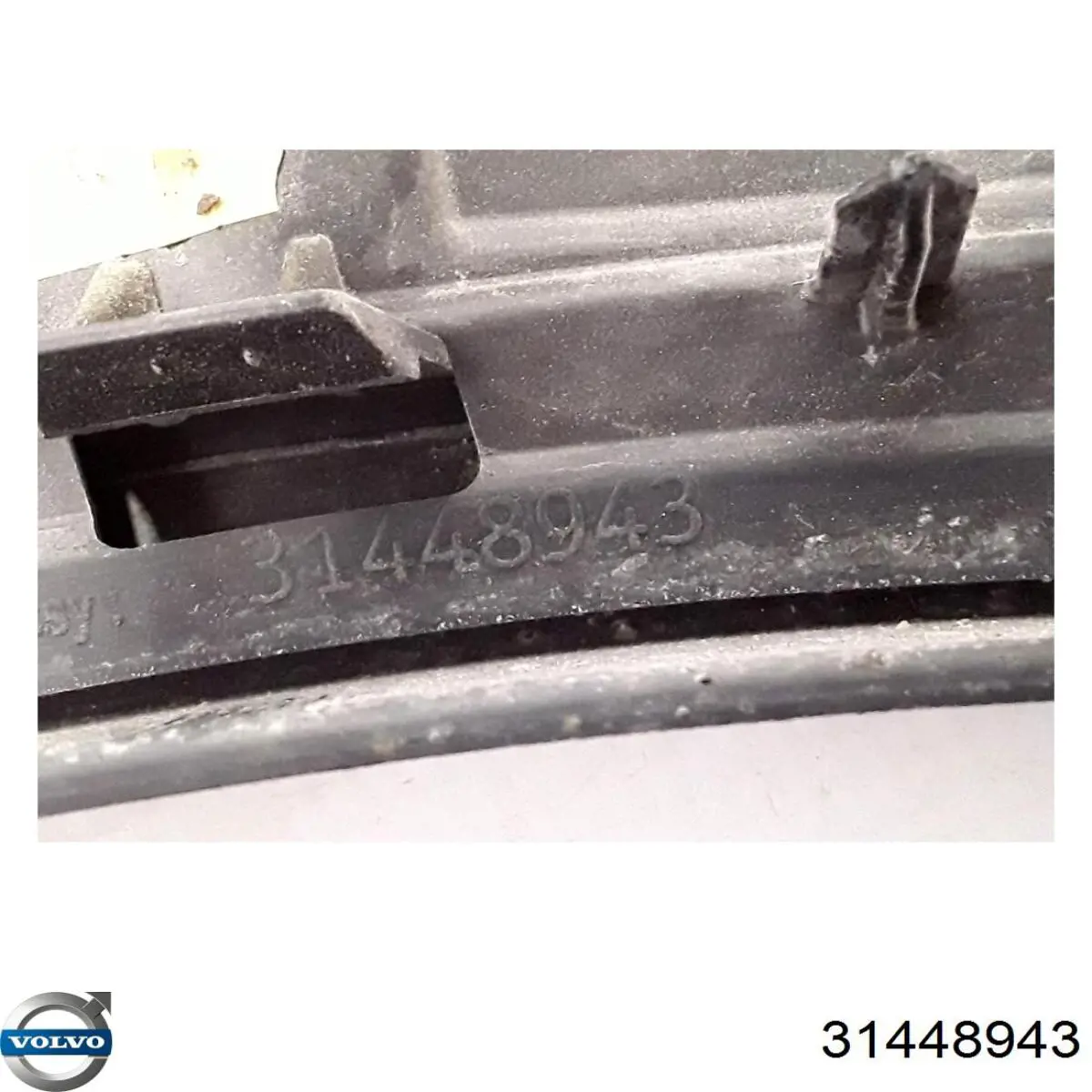 31448943 Volvo 