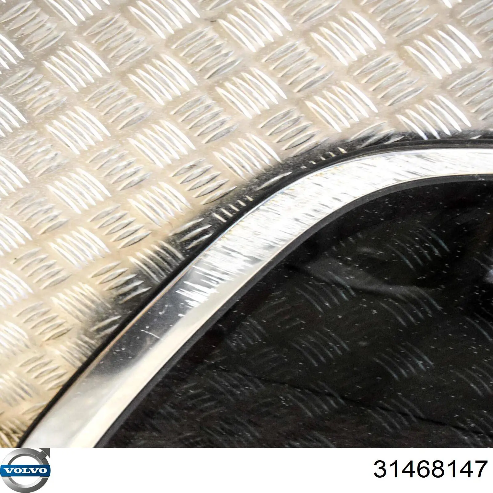 Купити 31468147 Volvo Скло багажного відсіку, праве