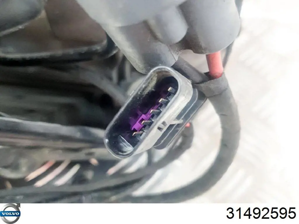 31492595 Volvo 