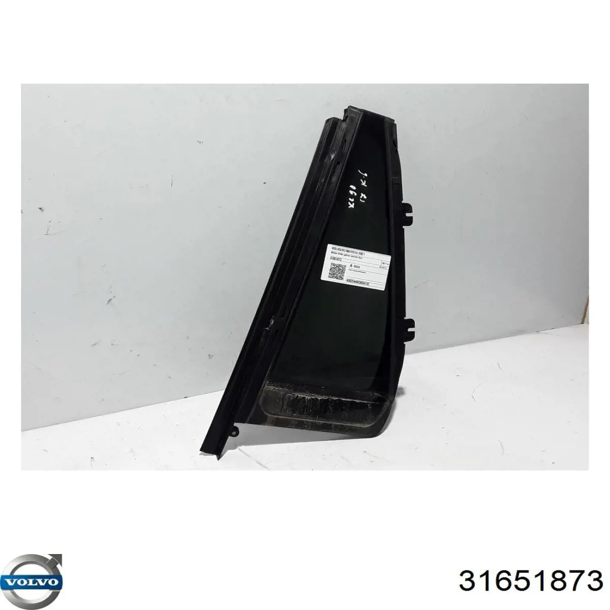 31651873 Volvo Куточок задніх лівих дверей