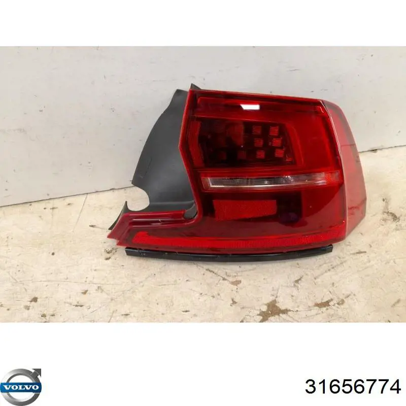 Купити 31656774 Volvo 