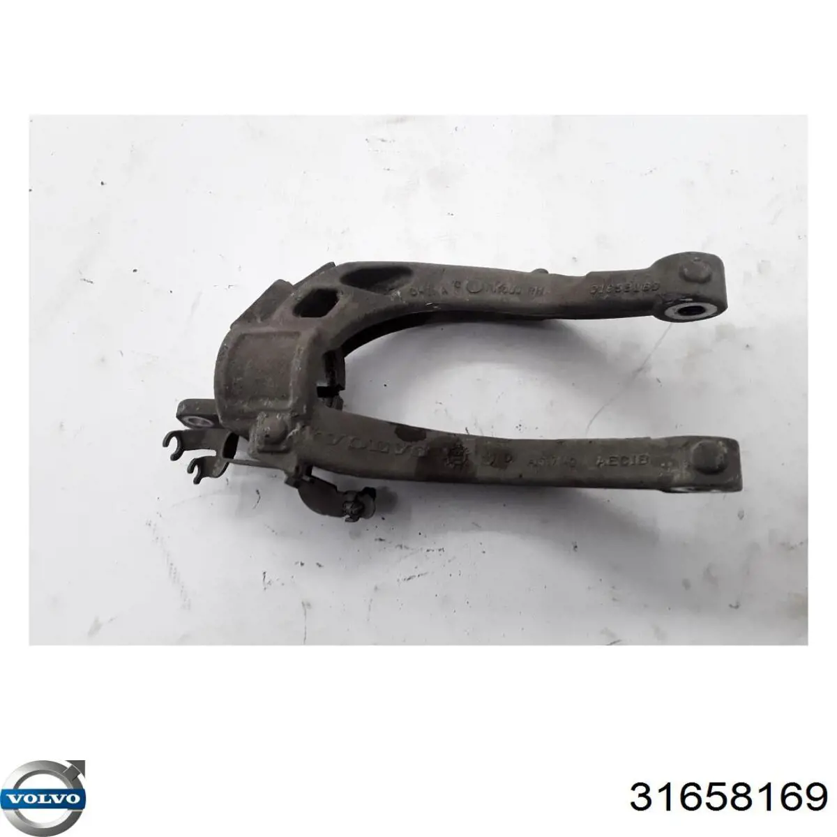 Вилка нижня амортизатора переднього, права Volvo 31681721 ціна, від 88.78 USD