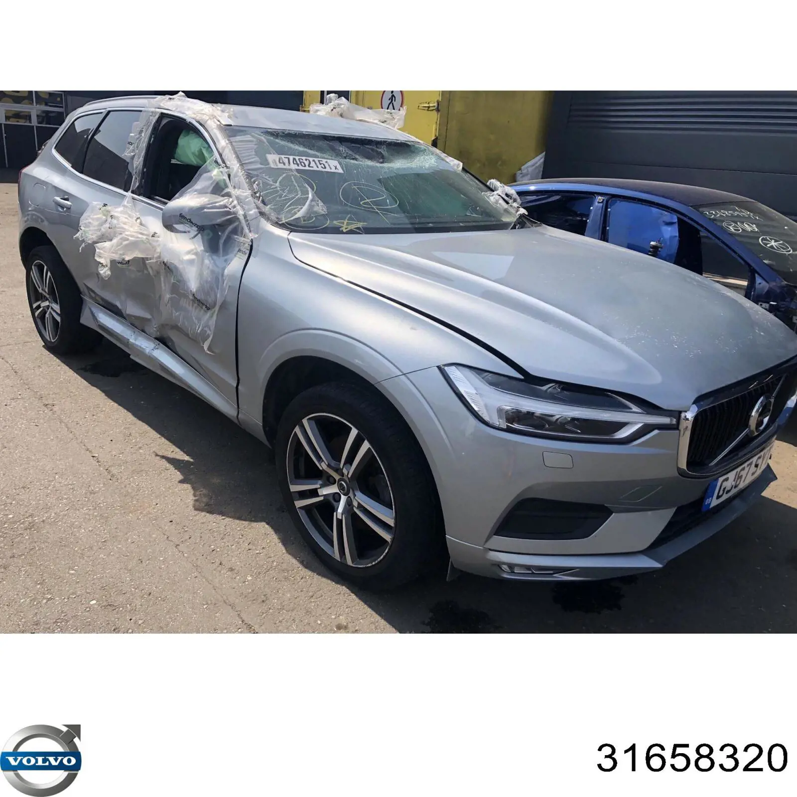 Купити 31658320 Volvo Кулак поворотний правий