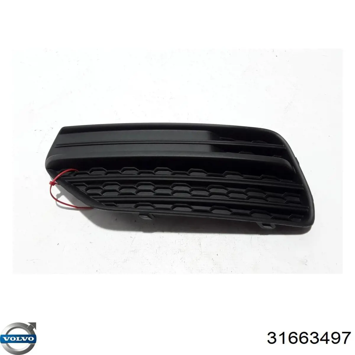 Решітка переднього бампера, нижня 31663497 Volvo