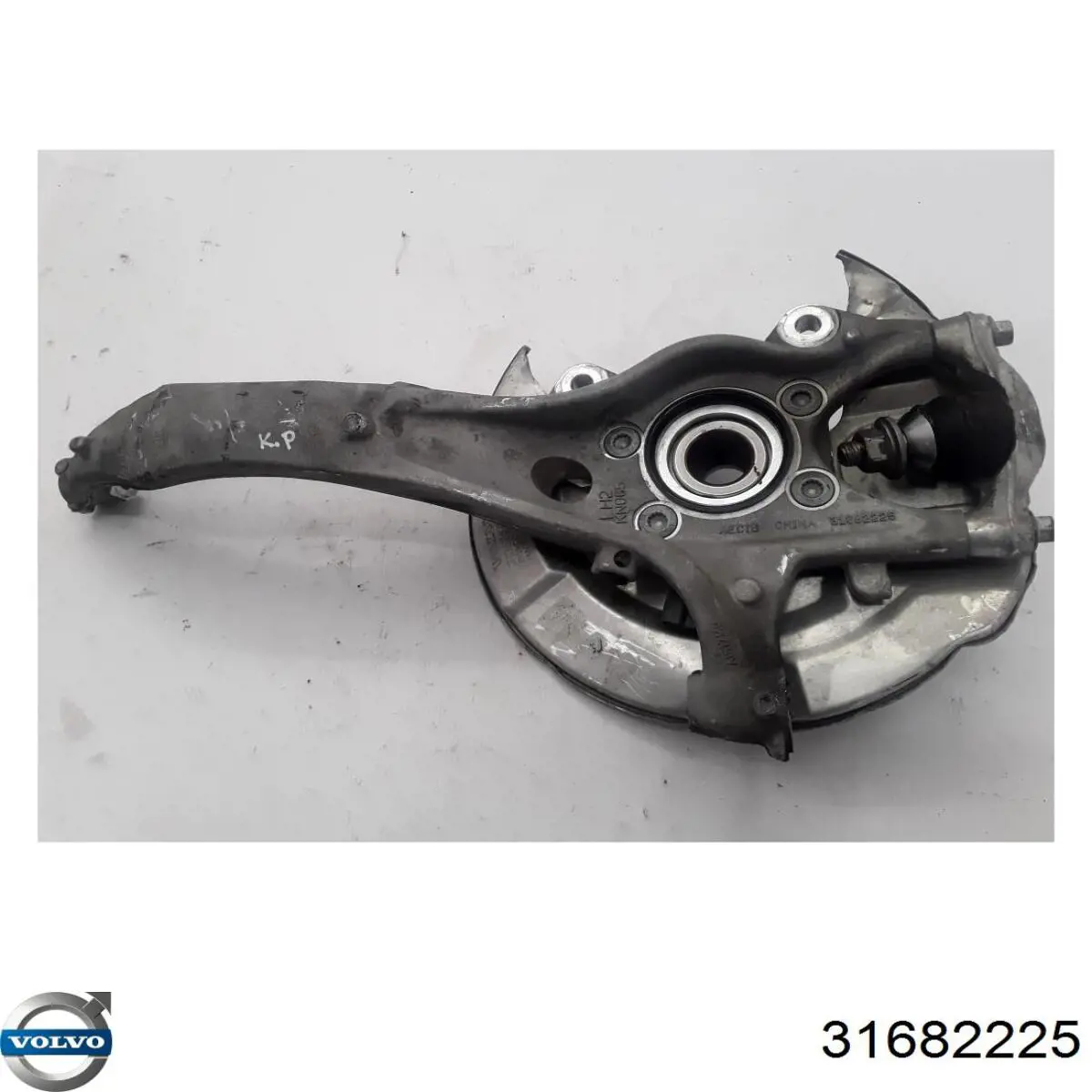 Цапфа поворотна ліва Volvo 31682225 ціна, від 361.06 USD