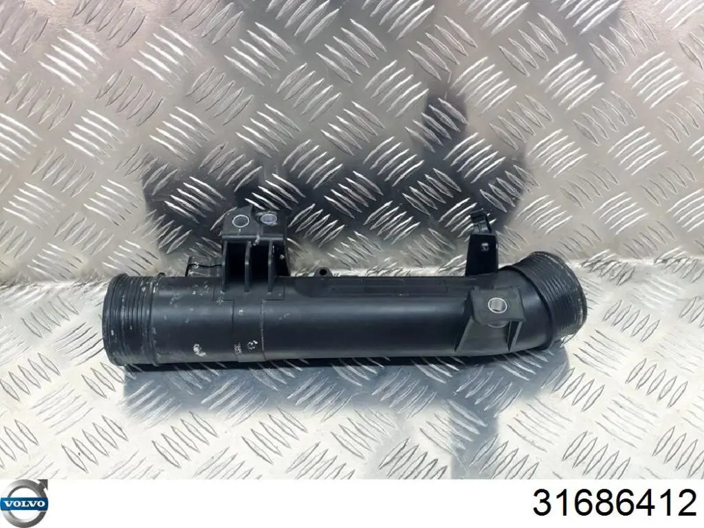 Купити 31338544 Volvo Шланг/патрубок интеркуллера