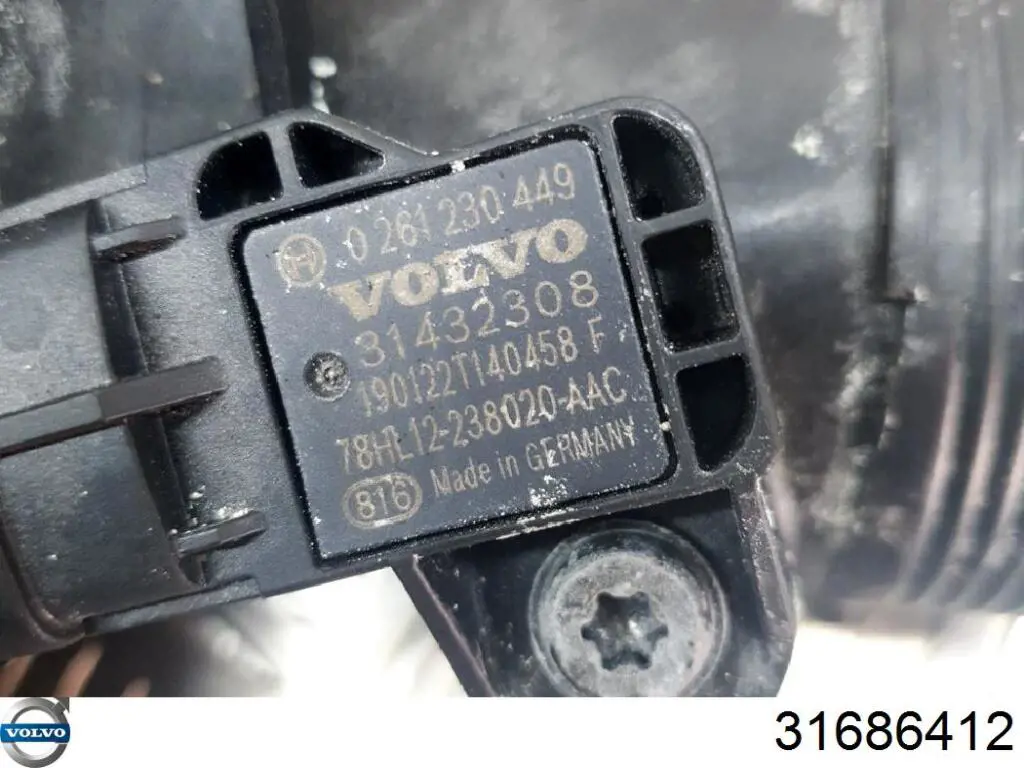 Шланг/патрубок інтеркуллера Volvo 31686412