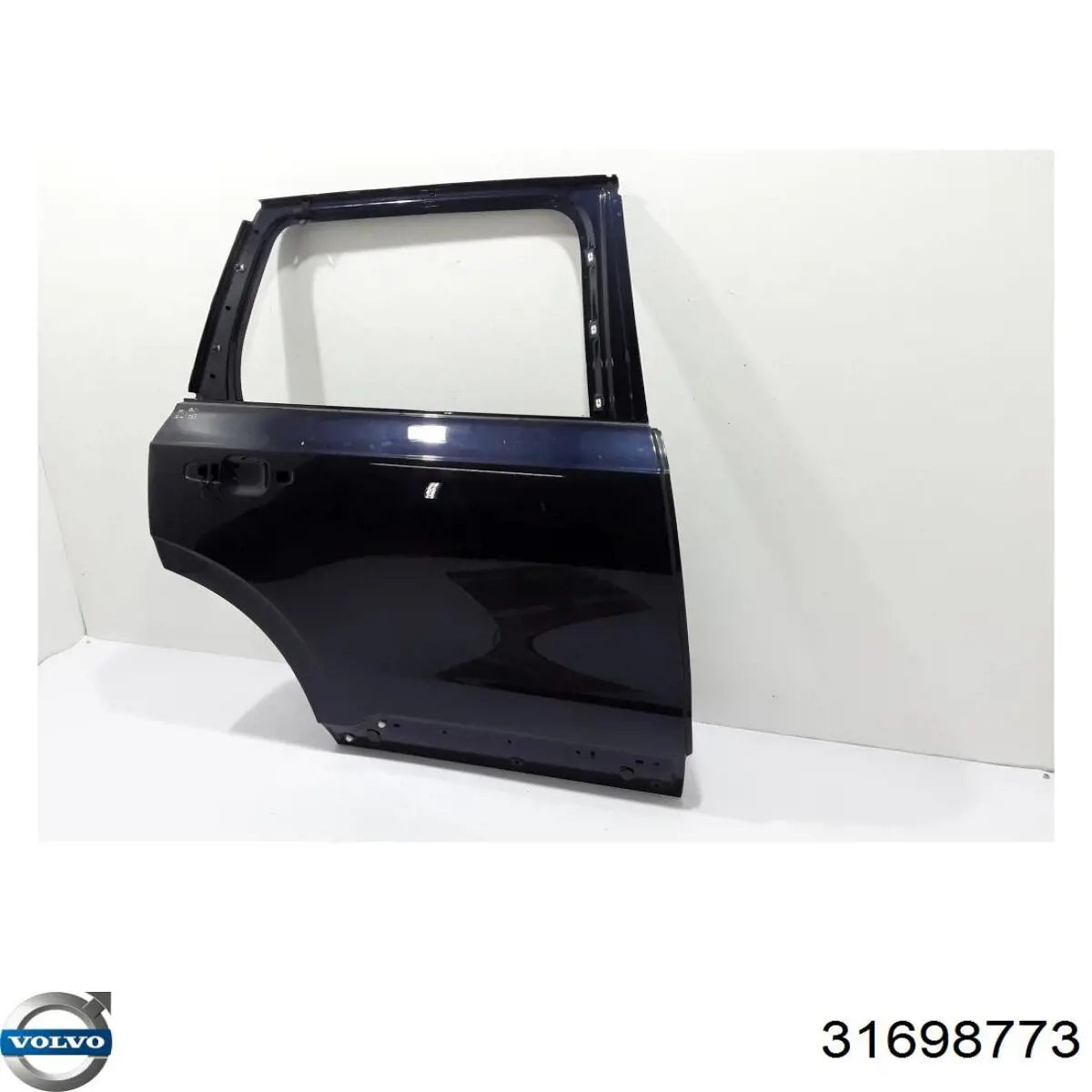 Двері задні, праві Volvo 31698773 ціна, від 234.90 USD