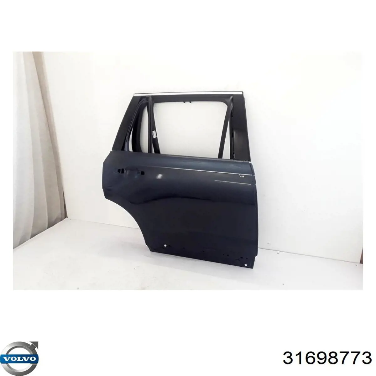 Купити 32321824 Volvo Двері задні, праві