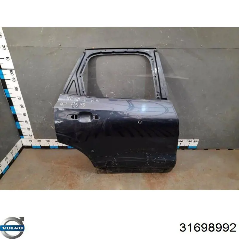 Двері задні, праві Volvo 32345943 ціна, від 760.14 USD